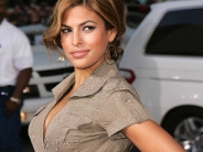 Eva-Mendes-38