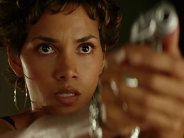 Halle-Berry-54