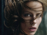 Kate-Beckinsale-37