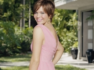 Mandy-Moore-68