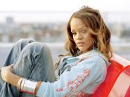 rihanna_wallpaper_51