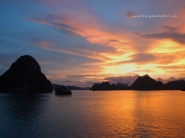 Halong_Bay_Sunset_WP